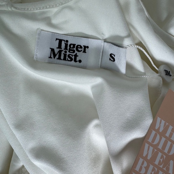 Tiger Mist Australia NWT Amory Ivory Cutout Bodycon Dress Sz S - Picture 2 of 4